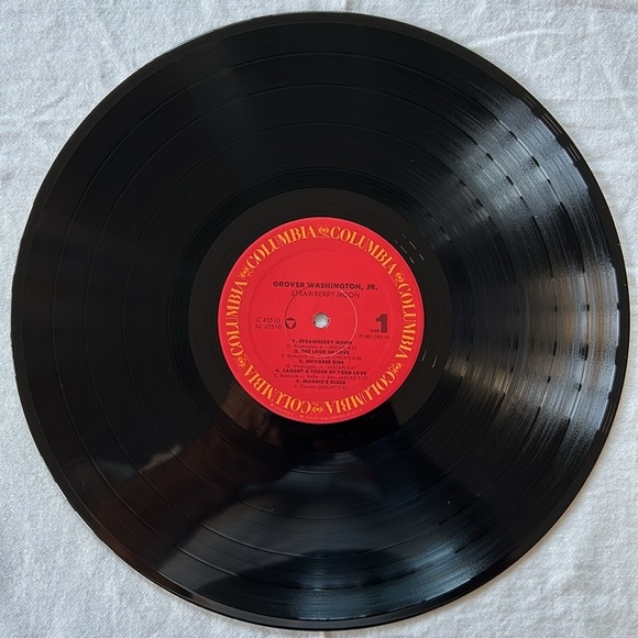 Vintage Vinyl - GROVER WASHINGTON, JR - STRAWBERRY MOON - Picture 4 of 4